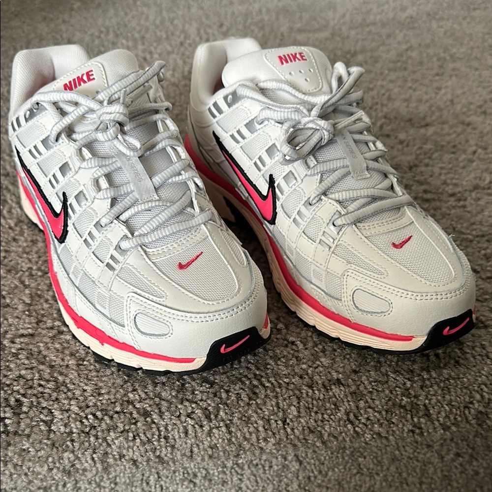 Women's Nike P-6000